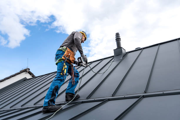 Best Roof Leak Repair  in St Francis, WI